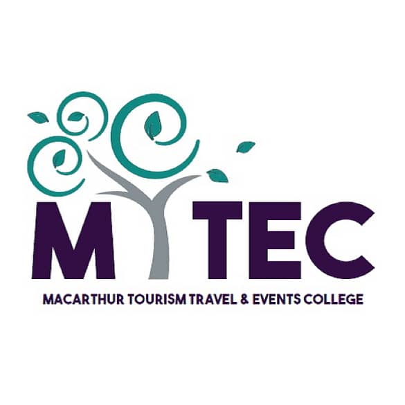 macarthur tourism